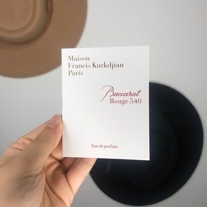 Baccarat rouge 540 (15% off of you bundle!!!)